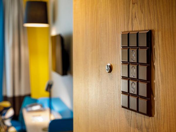 Swiss Chocolate by Fassbind Zurich : photo 4 de la chambre chambre lit queen-size deluxe