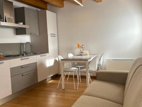 Residenza Della Samaritana : photo 6 de la chambre appartement deluxe avec balcon