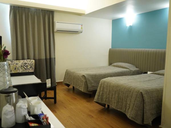 Hotel Diplomat, Colaba : photo 2 de la chambre chambre supérieure