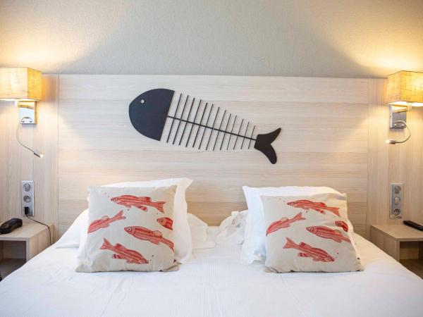 Hotel Port Marine : photo 2 de la chambre chambre double confort - rez-de-chaussée