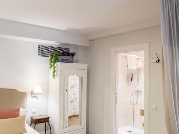 Le Petit Boutique Hotel : photo 10 de la chambre studio avec vue sur jardin