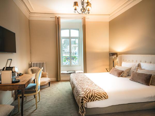 Hôtel France et Chateaubriand : photo 1 de la chambre chambre double ou lits jumeaux prestige