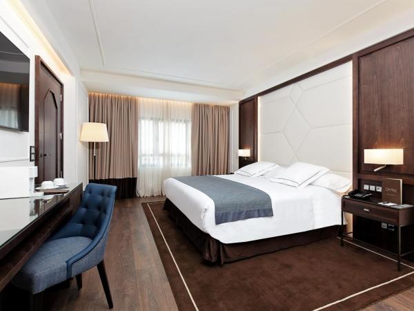 Claridge Madrid : photo 3 de la chambre chambre lit king-size supérieure