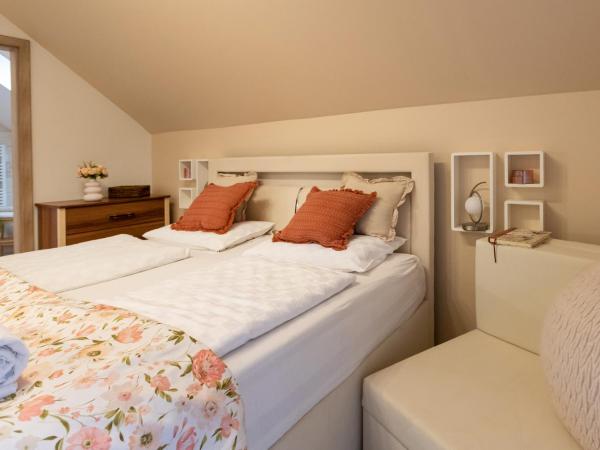 Balaton Fantasy Villa : photo 7 de la chambre studio