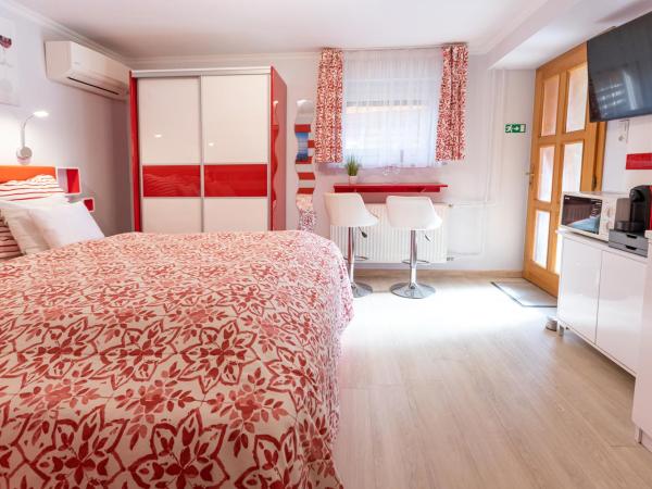 Balaton Fantasy Villa : photo 6 de la chambre studio (2 adultes)