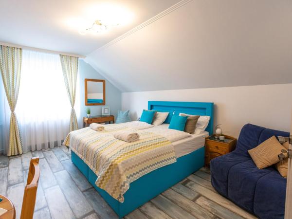 Balaton Fantasy Villa : photo 7 de la chambre chambre standard lit queen-size