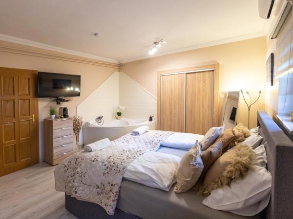 Balaton Fantasy Villa : photo 4 de la chambre chambre double deluxe