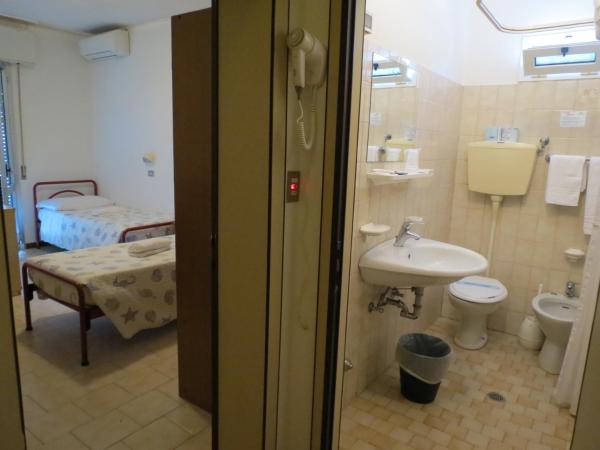 Hotel Gemini : photo 7 de la chambre chambre double ou lits jumeaux Économique