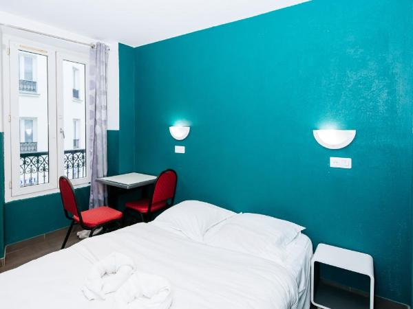 Hotel De La Poste : photo 8 de la chambre chambre simple avec salle de bains commune