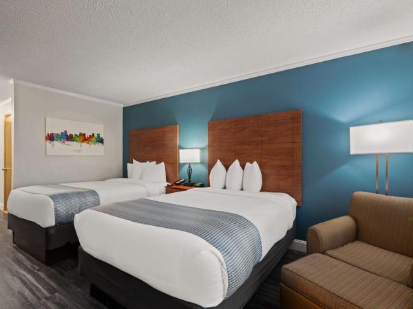 Best Western Orlando Gateway Hotel : photo 3 de la chambre double room with two double beds pool side and patio - non-smoking