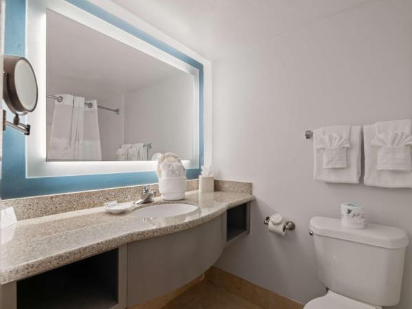 Best Western Orlando Gateway Hotel : photo 6 de la chambre chambre avec 2 lits doubles - côté piscine