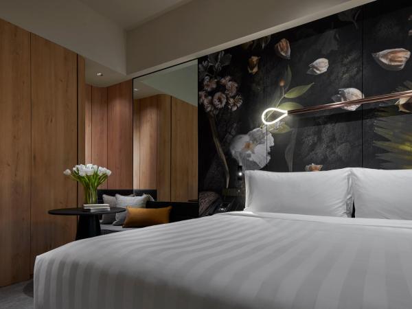 PARKROYAL COLLECTION Kuala Lumpur : photo 1 de la chambre chambre lit king-size supérieure