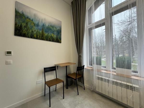 Green Hostel Katowice - 24h Free Parking : photo 2 de la chambre chambre double