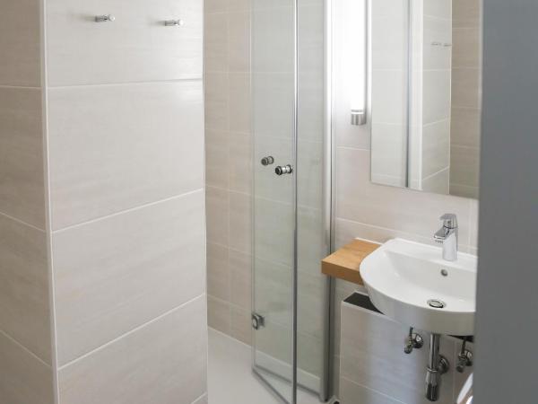 acama Hotel & Hostel Kreuzberg : photo 7 de la chambre chambre simple