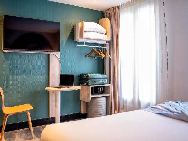 ibis styles Paris Montmartre Batignolles : photo 2 de la chambre 2 chambres côte à côte