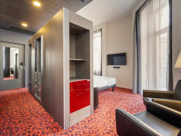 Eurostars Palazzo Zichy : photo 2 de la chambre suite junior