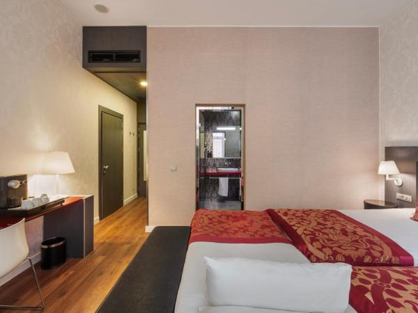 Eurostars Palazzo Zichy : photo 1 de la chambre chambre double deluxe avec lit d'appoint