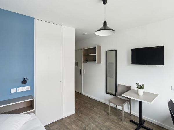 All Suites Appart Hôtel Dunkerque : photo 3 de la chambre studio avec lit simple