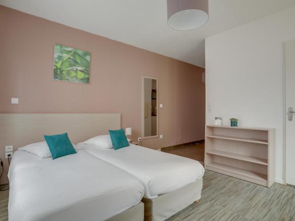 All Suites Appart Hôtel Dunkerque : photo 3 de la chambre studio confort (2 lits simples)