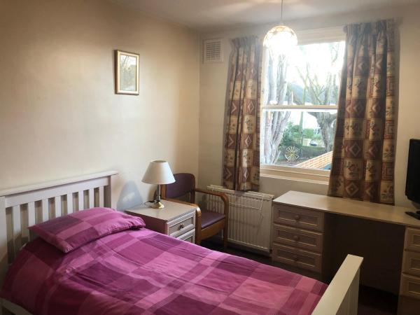 St James's House : photo 9 de la chambre chambre simple standard avec salle de bains commune