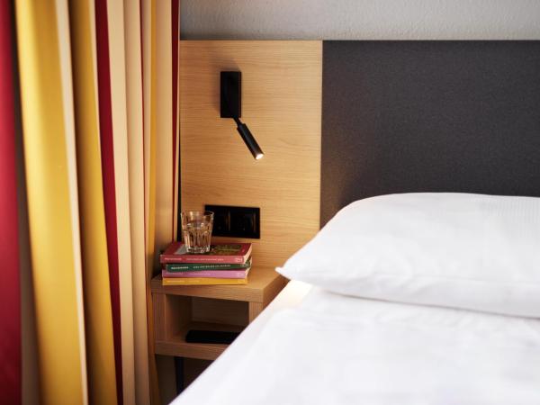 Hotel Central Hamburg : photo 4 de la chambre chambre double standard