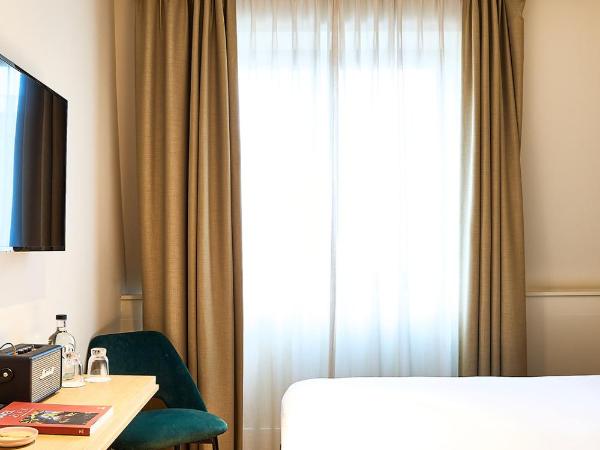 Hotel FRANQ : photo 2 de la chambre chambre cosy