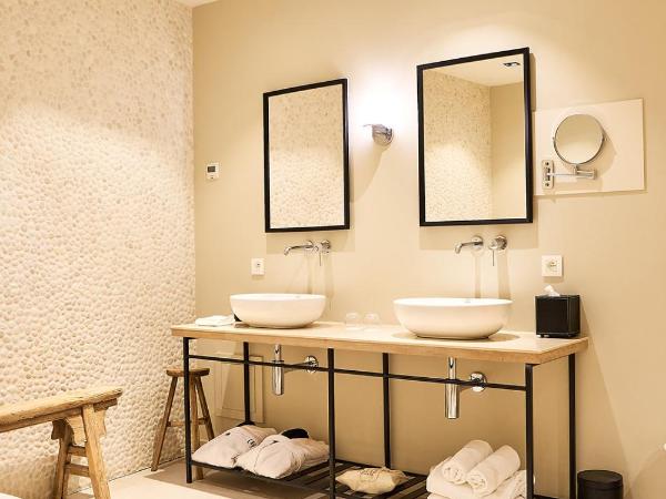 Hotel FRANQ : photo 7 de la chambre suite junior