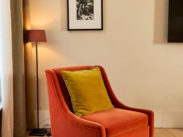 Hotel FRANQ : photo 4 de la chambre suite junior