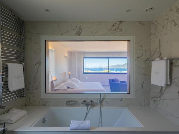 La Villa Calvi : photo 6 de la chambre villa contemporaine - vue sur mer