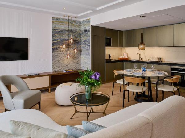 Carlton Cannes, a Regent Hotel : photo 1 de la chambre résidence 1 chambre - vue sur ville