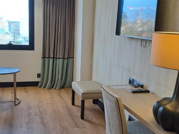 Hotel Bahía : photo 6 de la chambre chambre lits jumeaux - vue sur ville