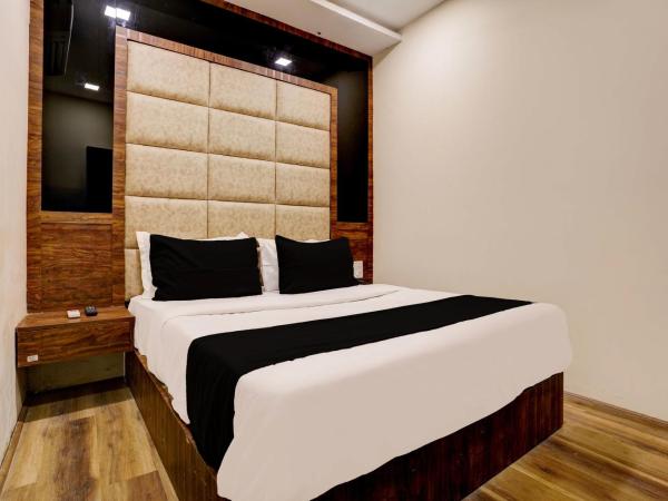 Hotel O Flagship Hotel Ashirwad Inn : photo 6 de la chambre chambre triple classique