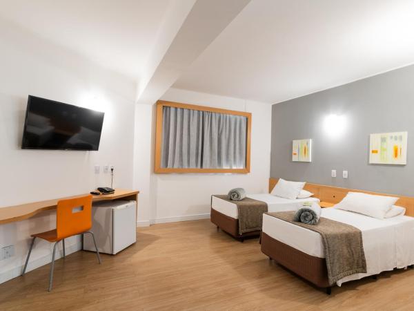 Hotel Mega Polo : photo 1 de la chambre chambre quadruple supérieure