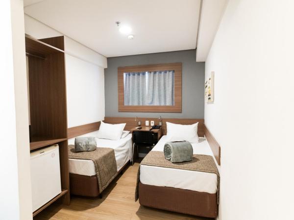 Hotel Mega Polo : photo 4 de la chambre chambre double standard