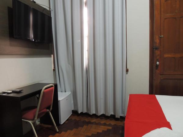 Hotel Gontijo Belo Horizonte - Próximo a Rodoviária e Praça Sete : photo 9 de la chambre chambre lits jumeaux avec balcon