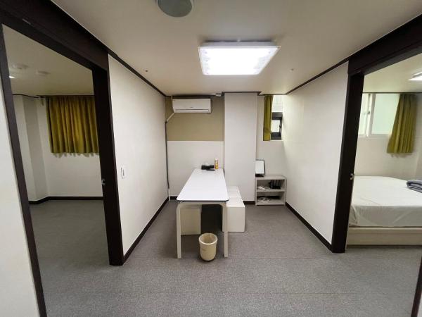 Ho Home Tel : photo 2 de la chambre chambre triple