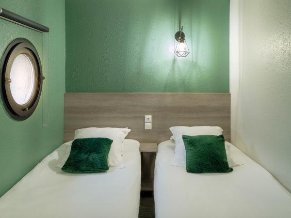 Sure Hotel by Bestwestern Rouvignies Valenciennes : photo 3 de la chambre chambre lit queen-size familiale avec 2 lits simples