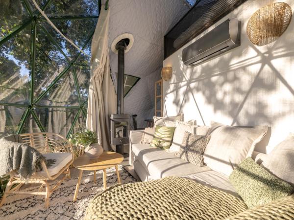 Glamping escape to the stars under Prague skyline : photo 9 de la chambre tente