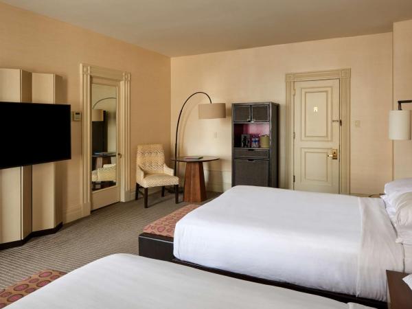 The Bellevue Hotel, in the Unbound Collection by Hyatt : photo 3 de la chambre chambre lit queen-size avec baignoire accessible aux personnes à mobilité réduite