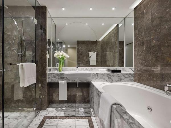 Grand Hyatt Melbourne : photo 2 de la chambre chambre lit king-size avec baignoire spa
