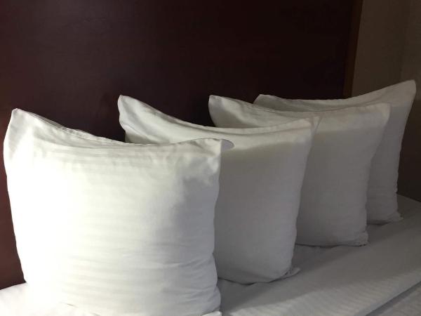 Hotel Pentagon : photo 5 de la chambre chambre lit king-size deluxe - non-fumeurs