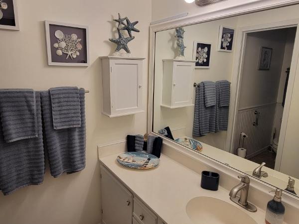 Myrtle Beach Waterway Getaway : photo 9 de la chambre appartement