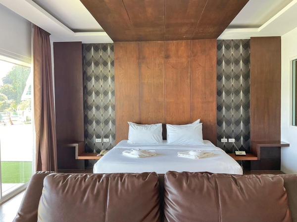 Phi Phi Cliff Beach Resort : photo 2 de la chambre chambre double de luxe