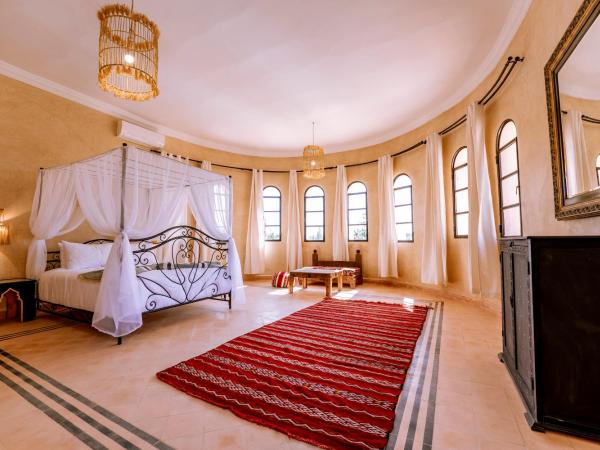 RIAD YANITRI : photo 1 de la chambre suite - vue sur piscine