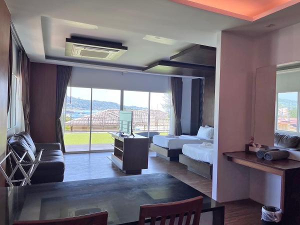 Phi Phi Cliff Beach Resort : photo 4 de la chambre chambre lits jumeaux deluxe