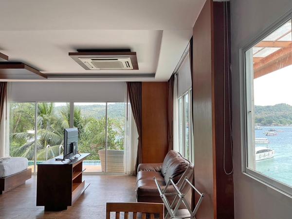 Phi Phi Cliff Beach Resort : photo 8 de la chambre chambre lits jumeaux de luxe avec piscine - vue sur mer