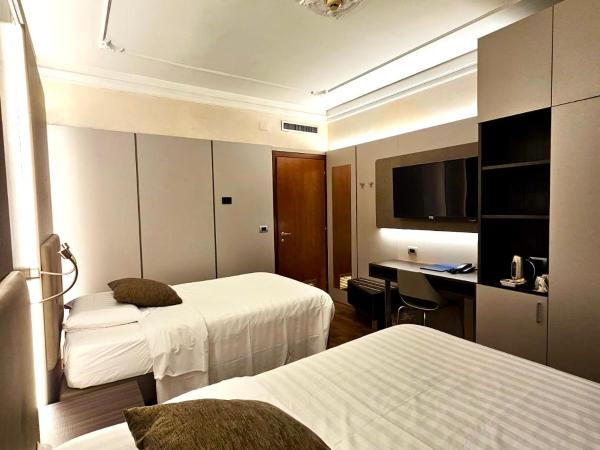Hotel Mythos : photo 6 de la chambre chambre lits jumeaux