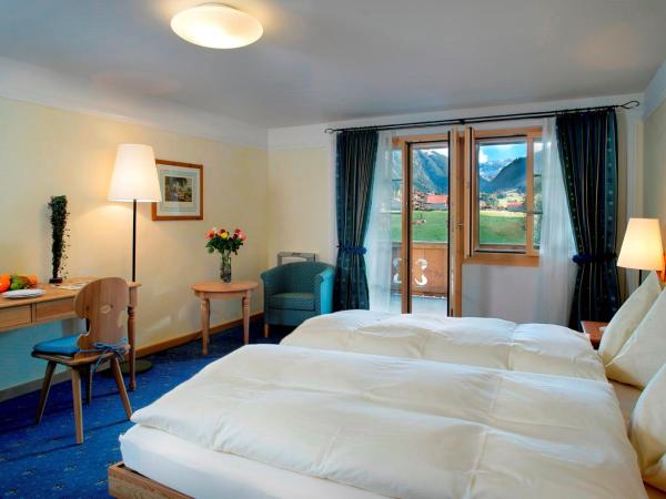 Hotel Bellerive Gstaad : photo 6 de la chambre chambre double supérieure