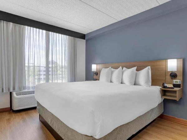 Hyatt Place Houston-North : photo 1 de la chambre chambre lit king-size avec canapé-lit - Étage supérieur