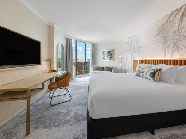 Amora Hotel Brisbane : photo 2 de la chambre amora city view king with free wi-fi